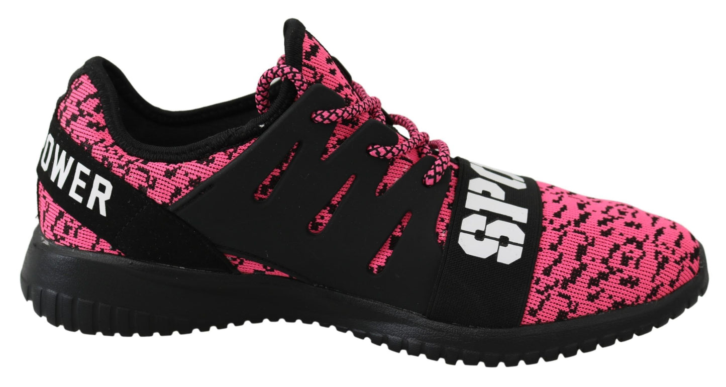 Zapatillas deportivas elegantes en color rosa ruborizado