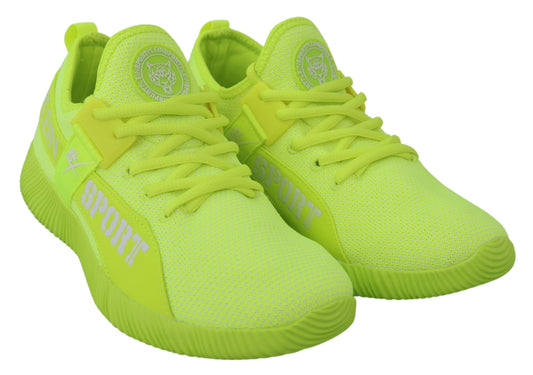 Electrifica tus pasos con las zapatillas deportivas amarillas Carter