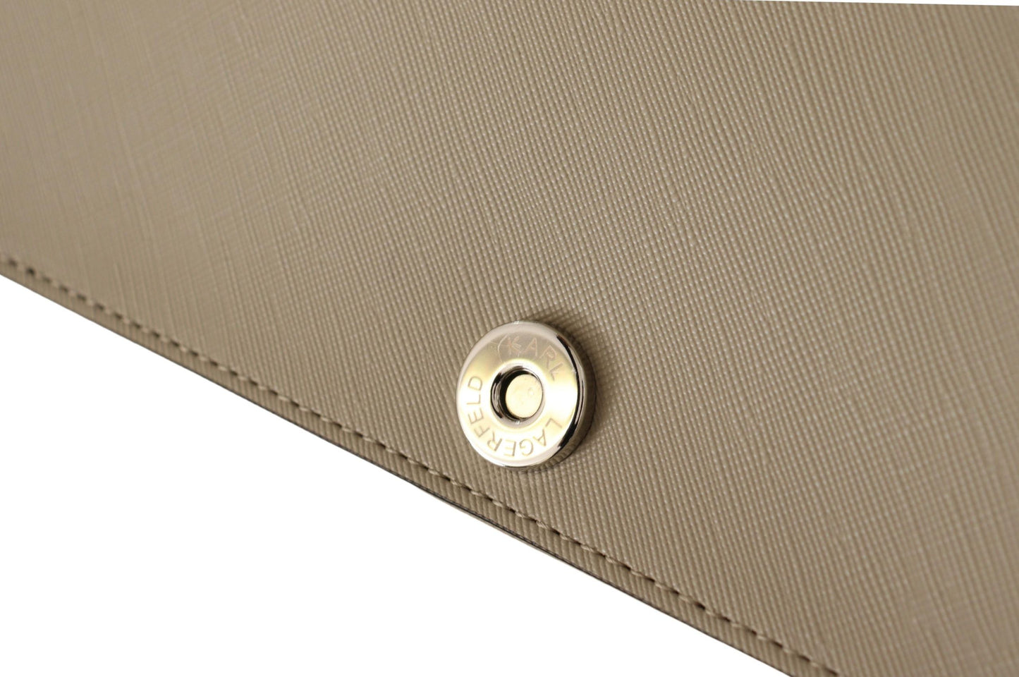 Bolso de hombro elegante color salvia con correas dobles