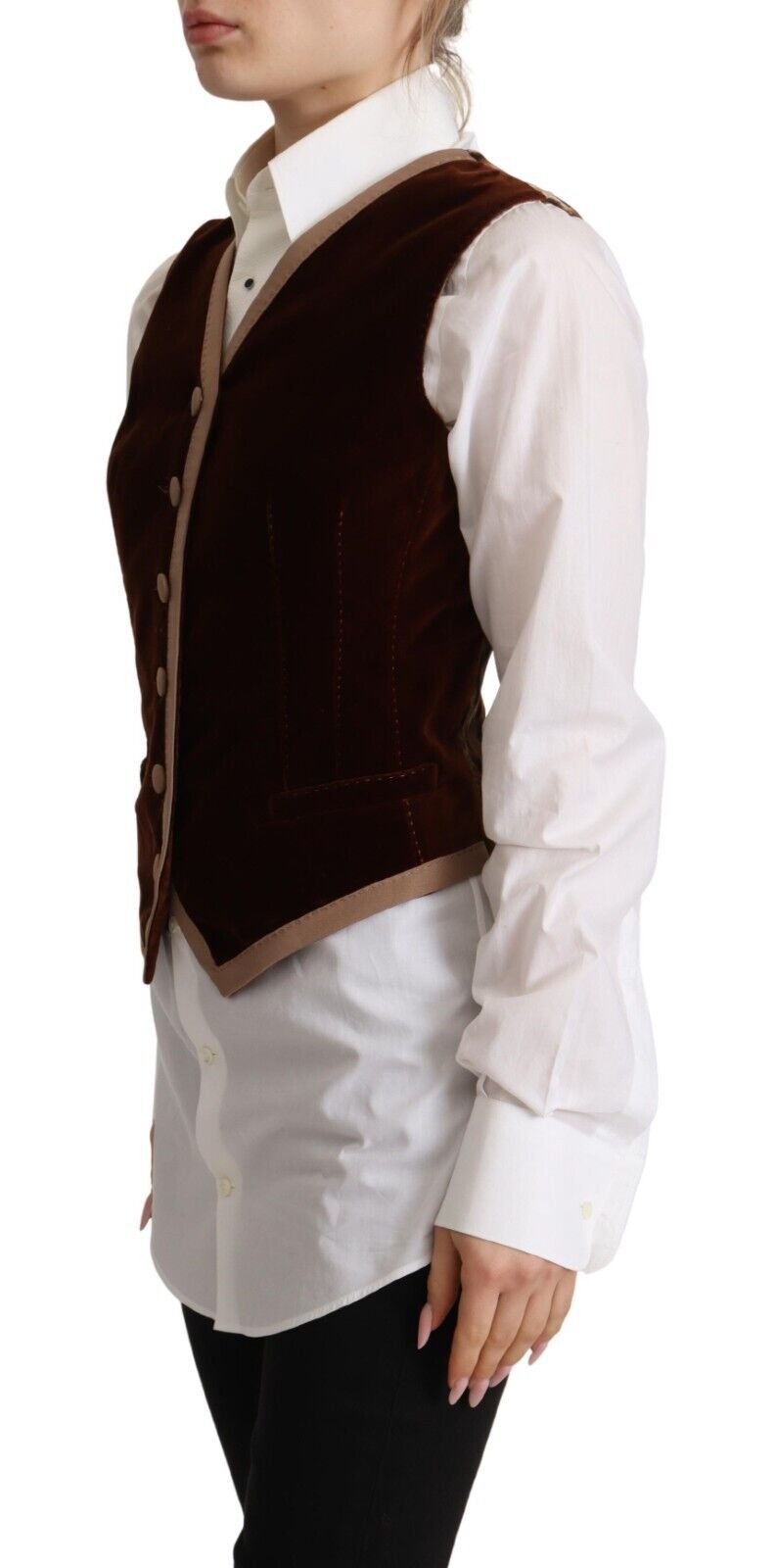 Elegante blusa sin mangas de terciopelo burdeos
