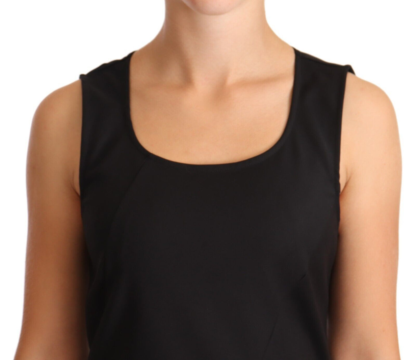 Vestido elegante sin mangas hasta la rodilla