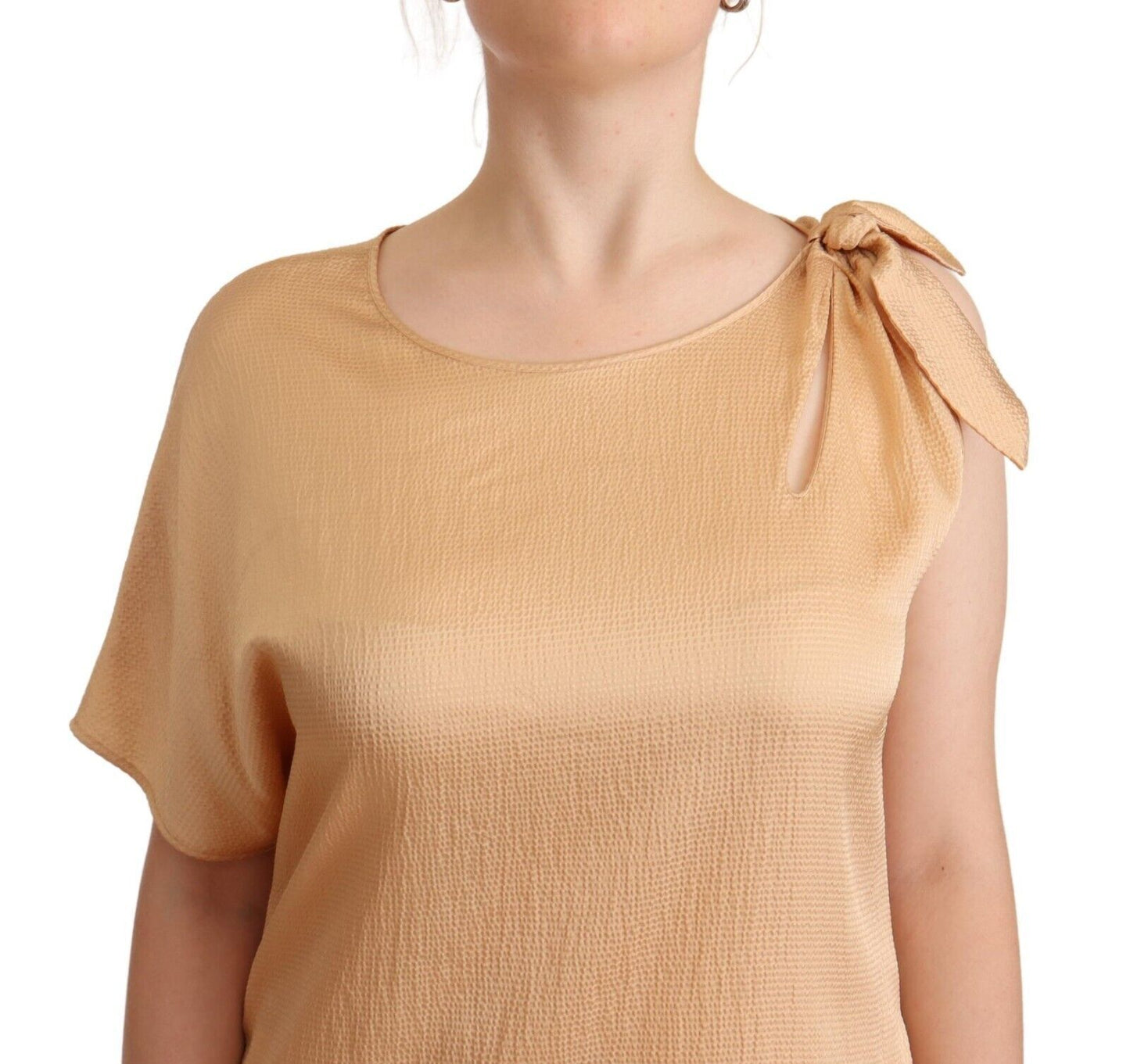 Elegante vestido recto beige de una sola manga