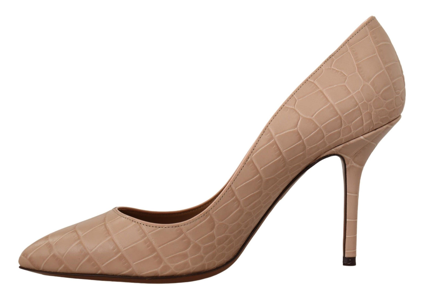 Elegantes zapatos de tacón bajo de piel color piel