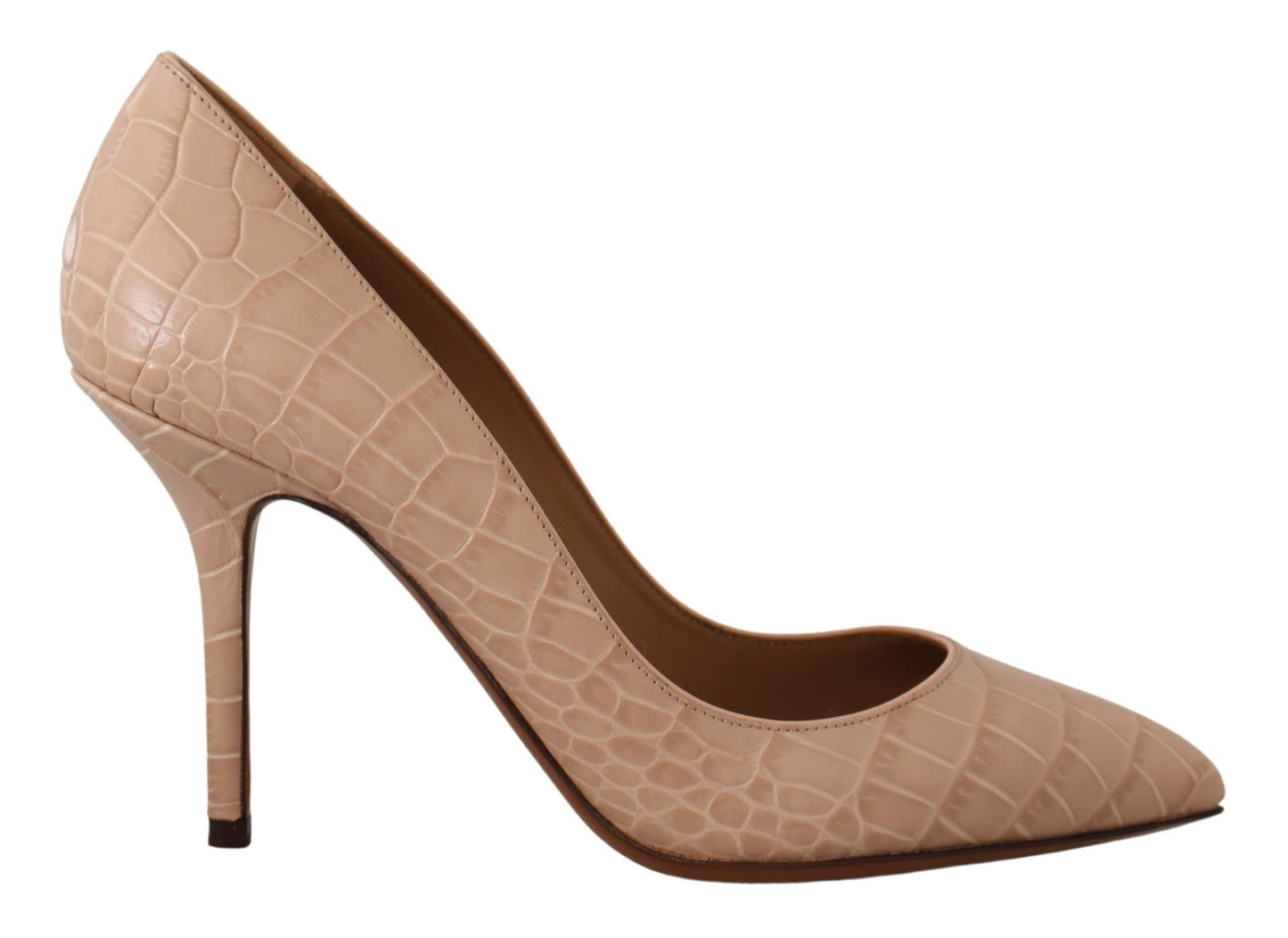 Elegantes zapatos de tacón bajo de piel color piel