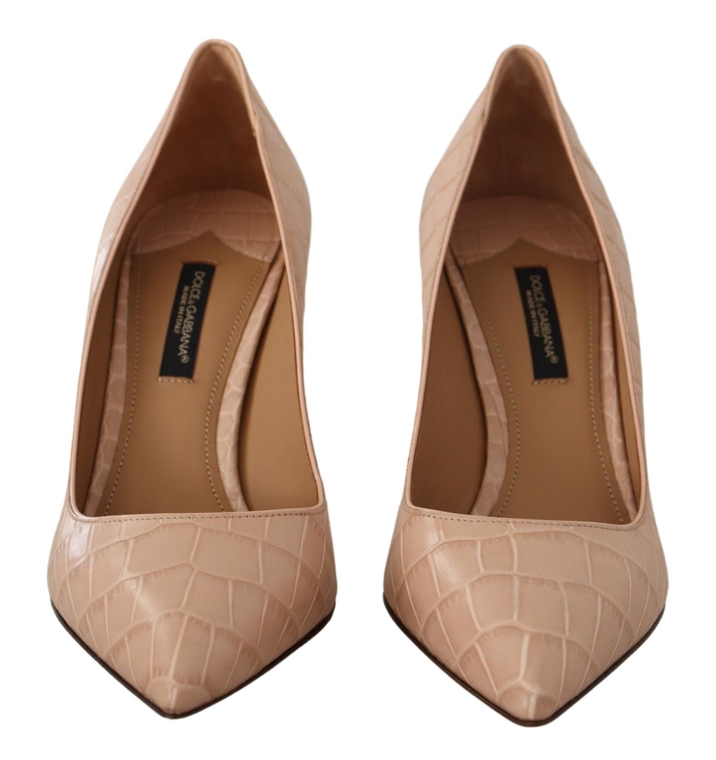 Elegantes zapatos de tacón bajo de piel color piel