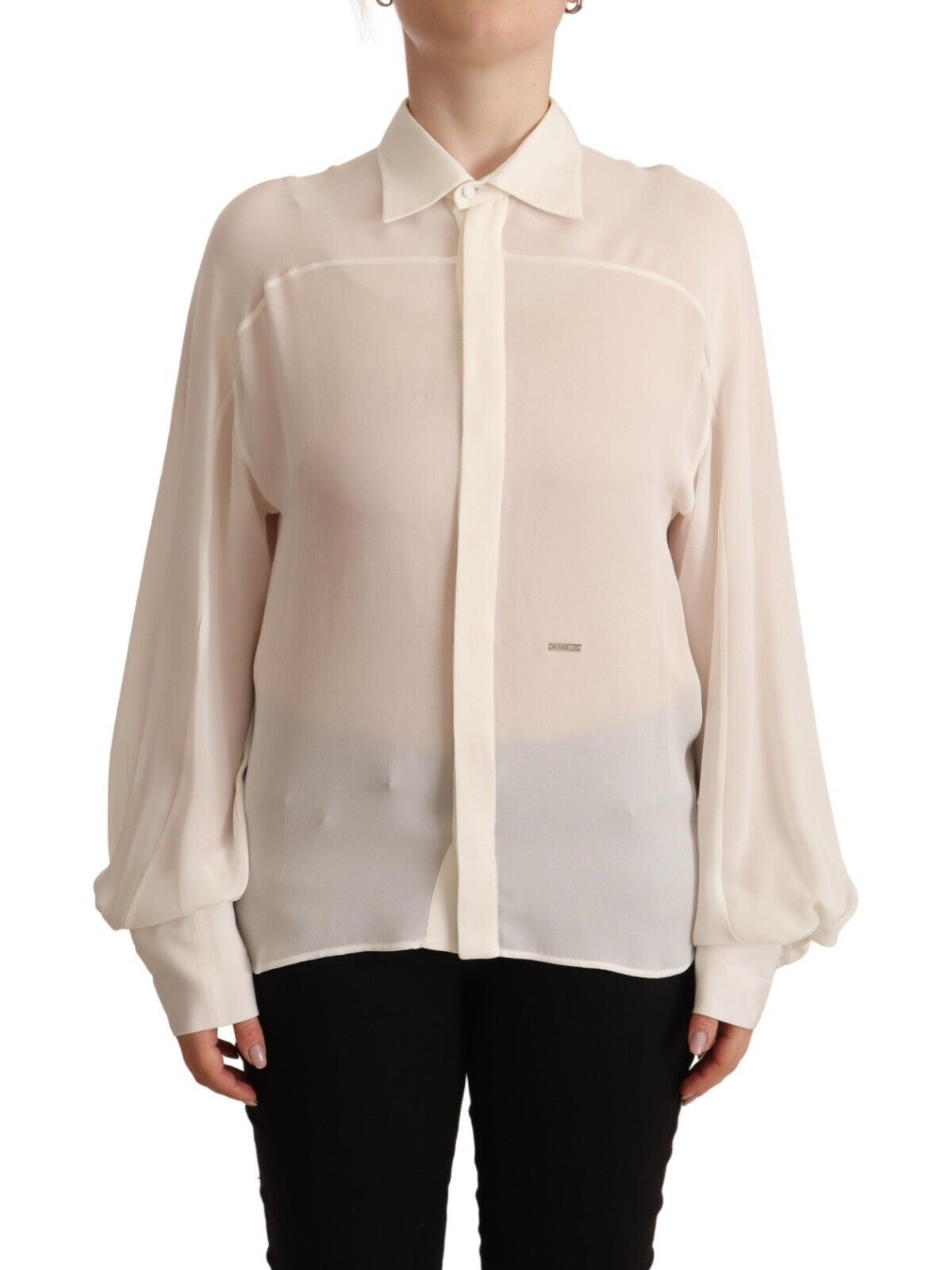 Elegante blusa de seda color blanco roto de manga larga