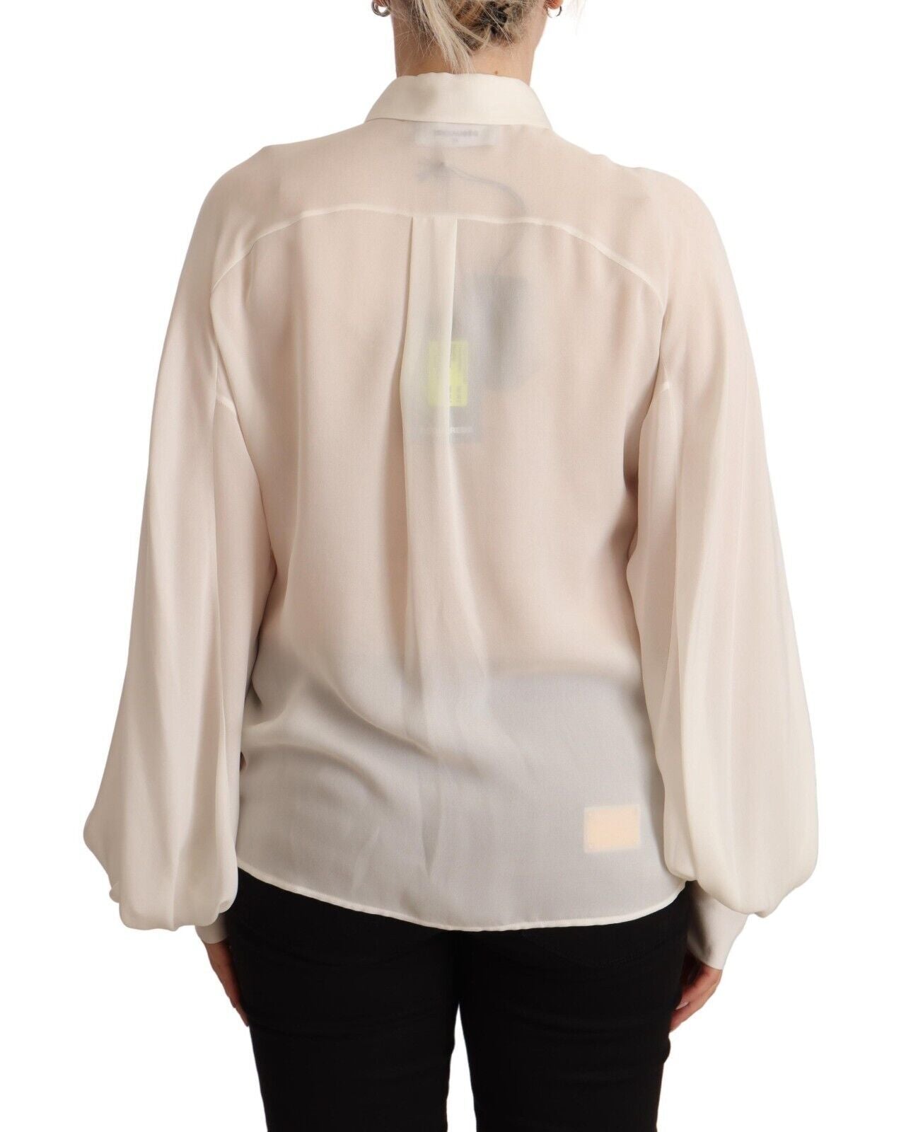 Elegante blusa de seda color blanco roto de manga larga