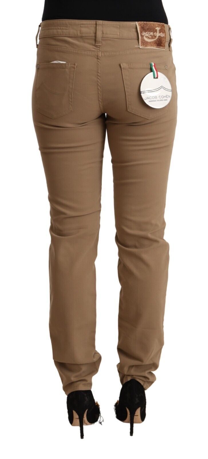 Pantalones pitillo elegantes de cintura media en color marrón