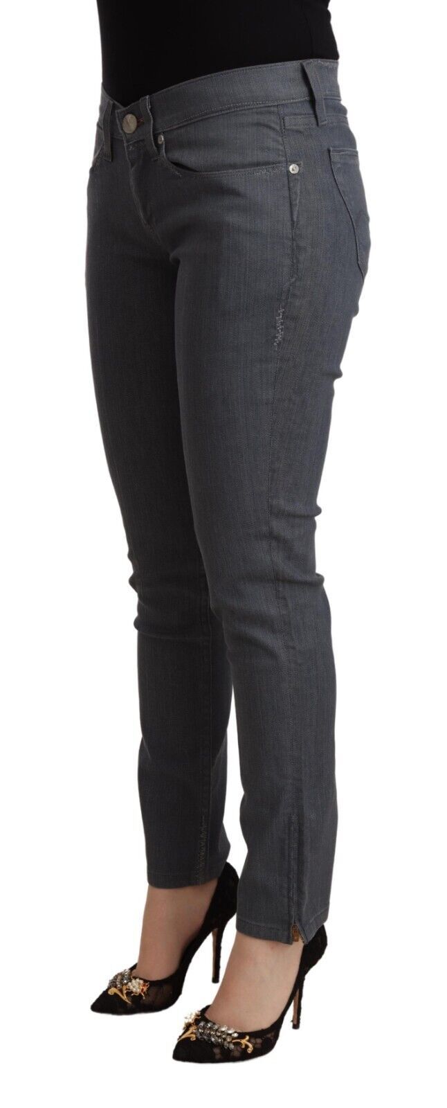 Delicias de mezclilla gris de corte entallado y elegante