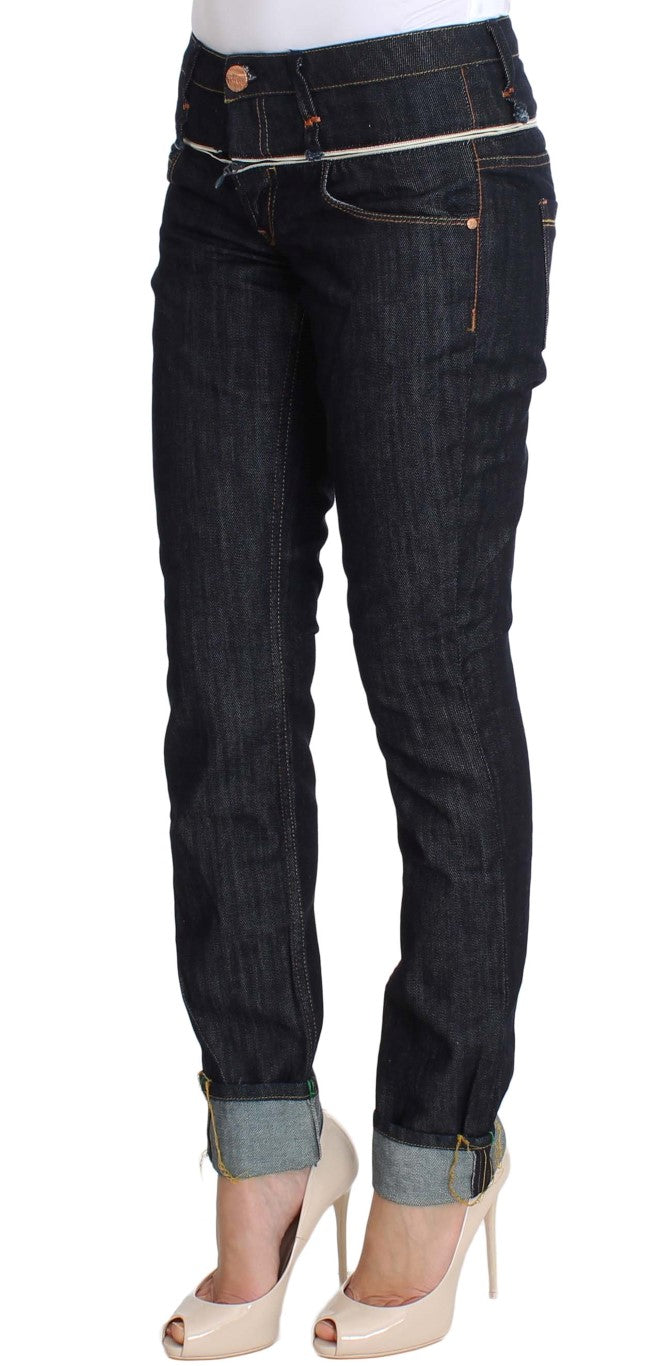 Elegantes jeans azul oscuro de pierna recta