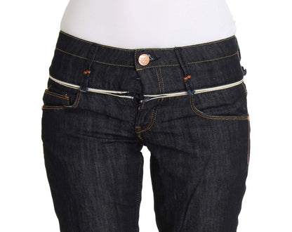 Elegantes jeans azul oscuro de pierna recta
