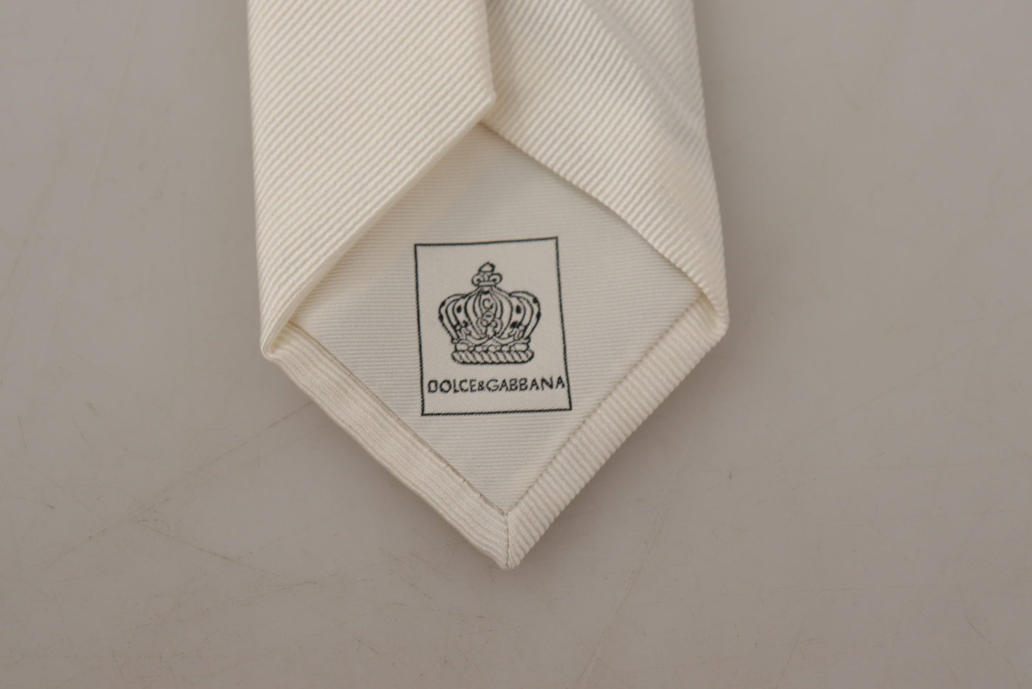 Elegante corbata de seda blanca para hombre