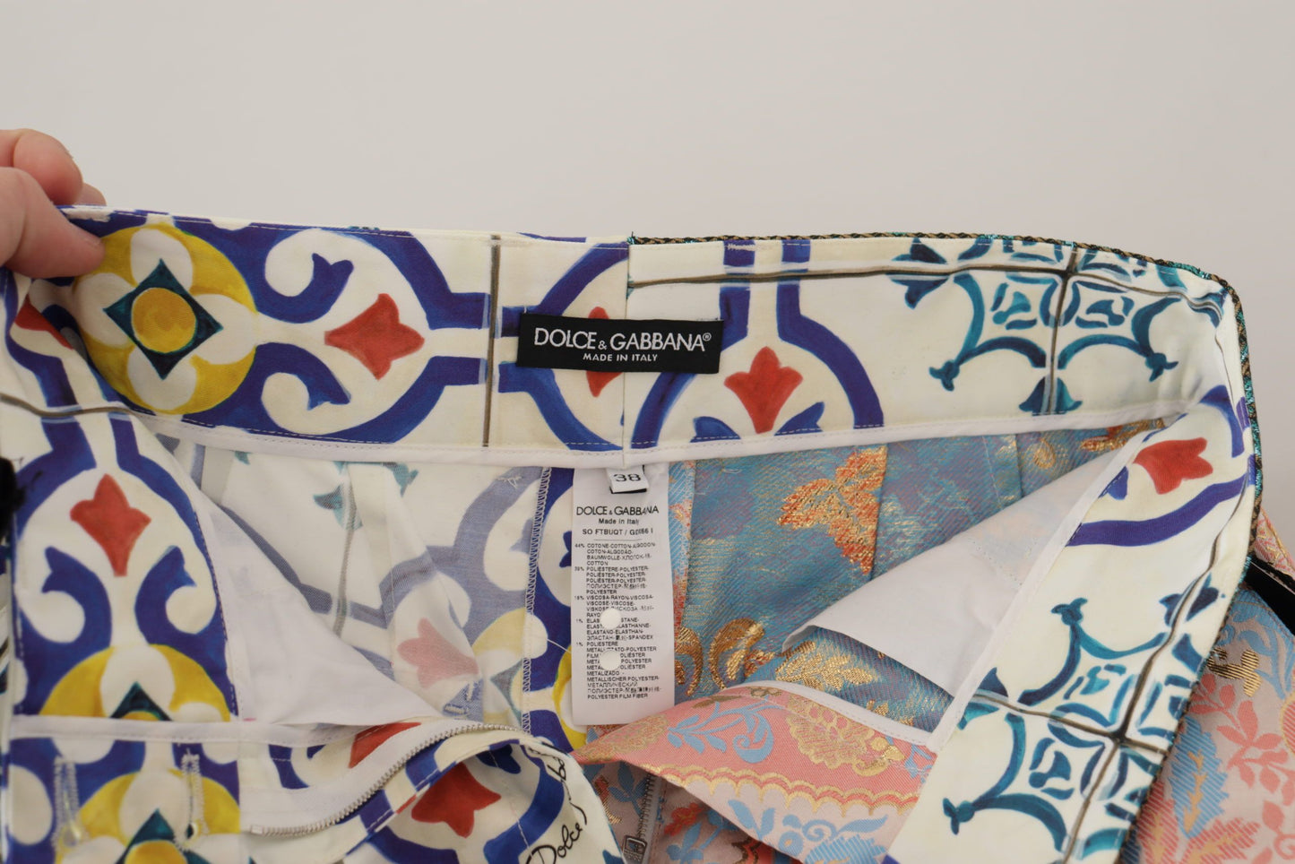 Pantalones cortos de jacquard de cintura alta con mayólica multicolor