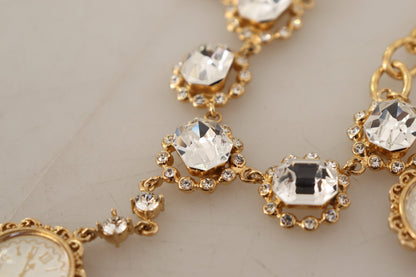 Collar elegante y atemporal