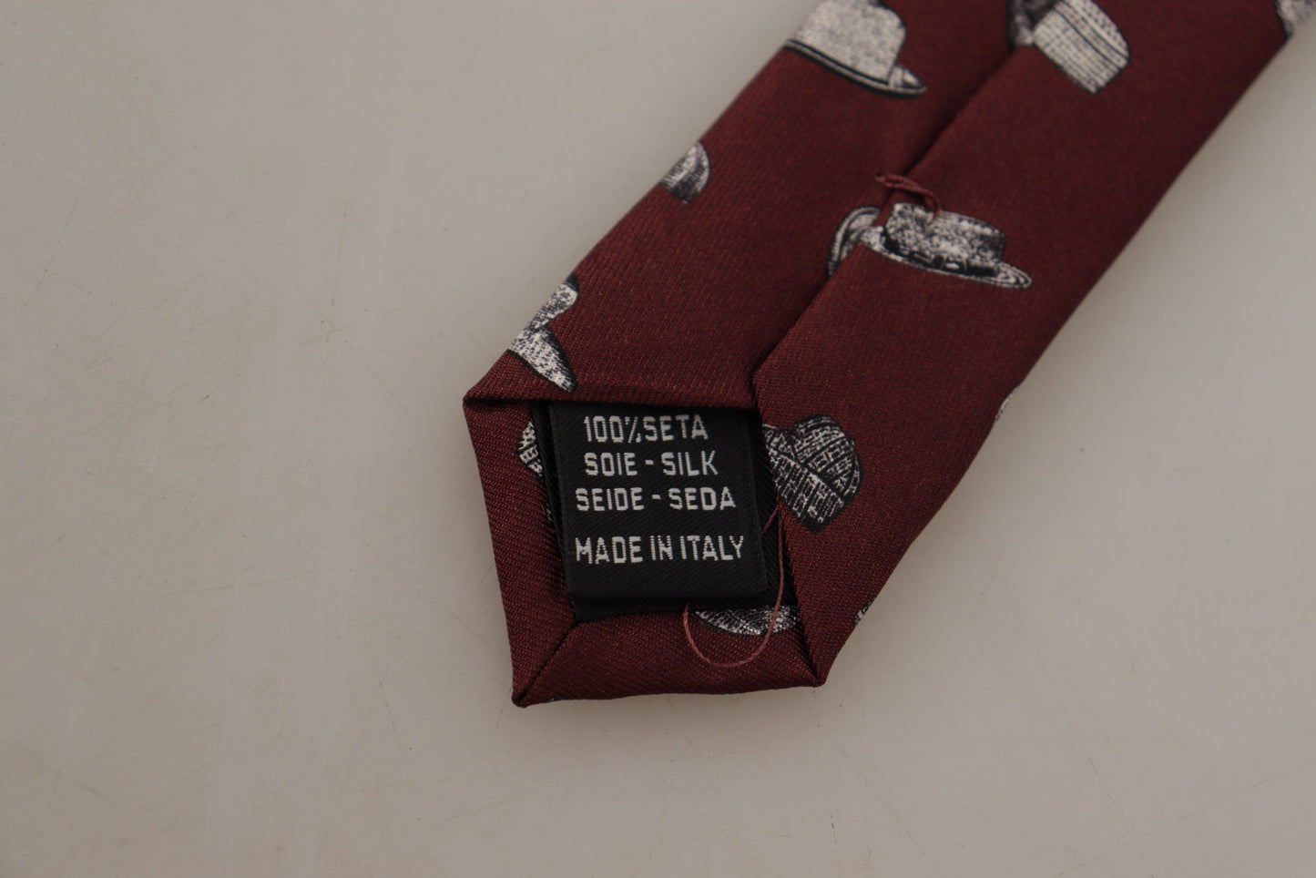 Corbata de seda elegante color granate