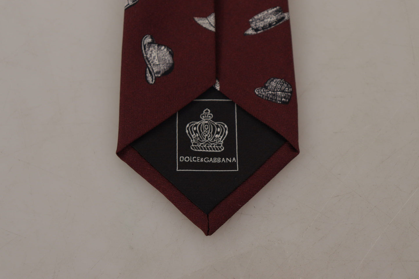 Corbata de seda elegante color granate
