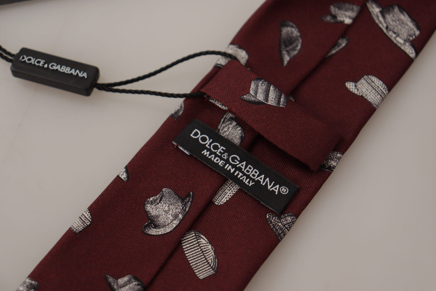 Corbata de seda elegante color granate