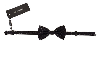 Elegante pajarita de seda negra con lunares