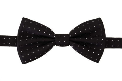 Elegante pajarita de seda negra con lunares
