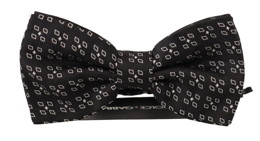 Elegante pajarita de seda con lunares