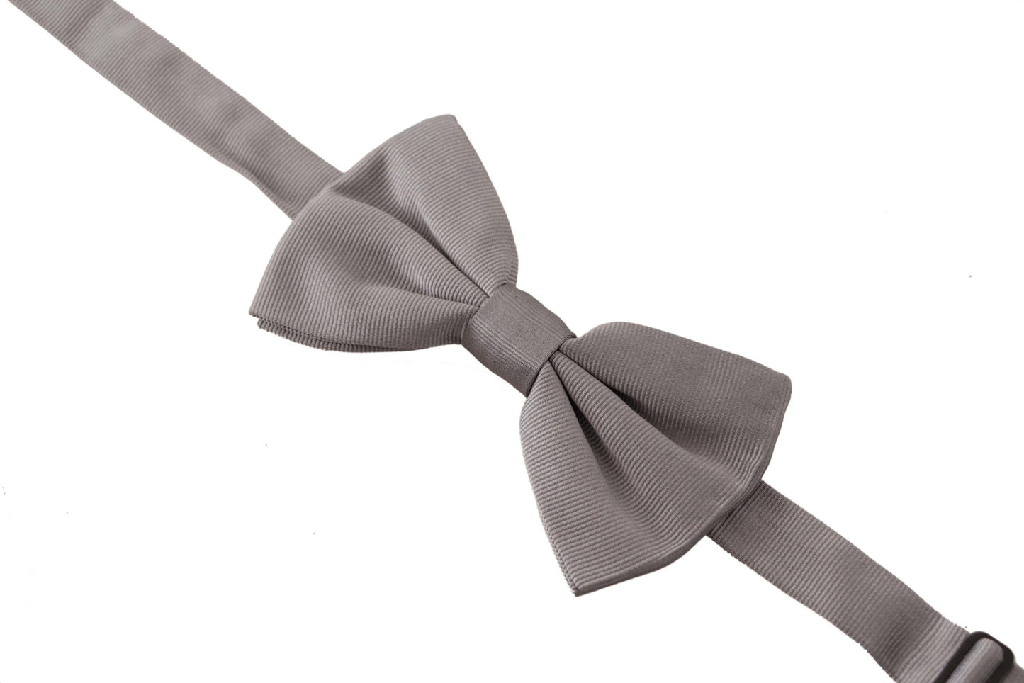 Elegante pajarita de seda gris