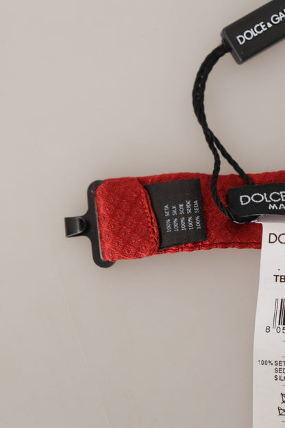 elegante pajarita de seda roja