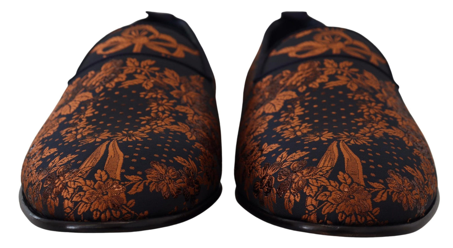 Elegantes mocasines florales sin cordones