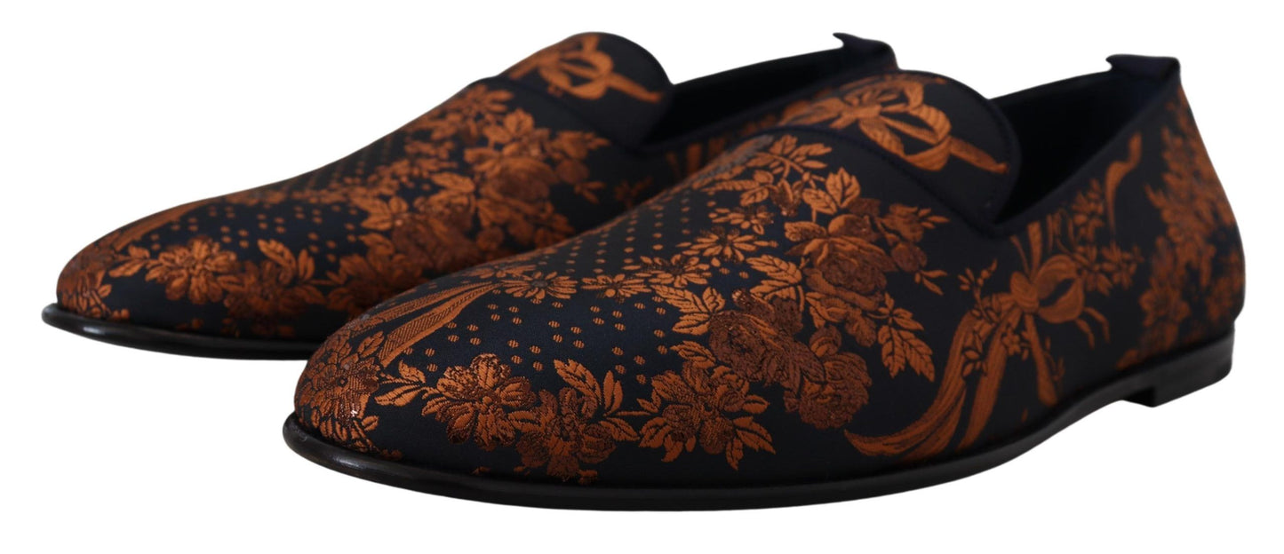 Elegantes mocasines florales sin cordones