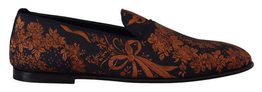 Elegantes mocasines florales sin cordones