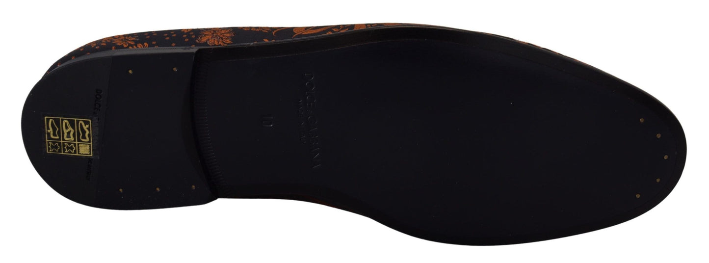 Elegantes mocasines florales sin cordones