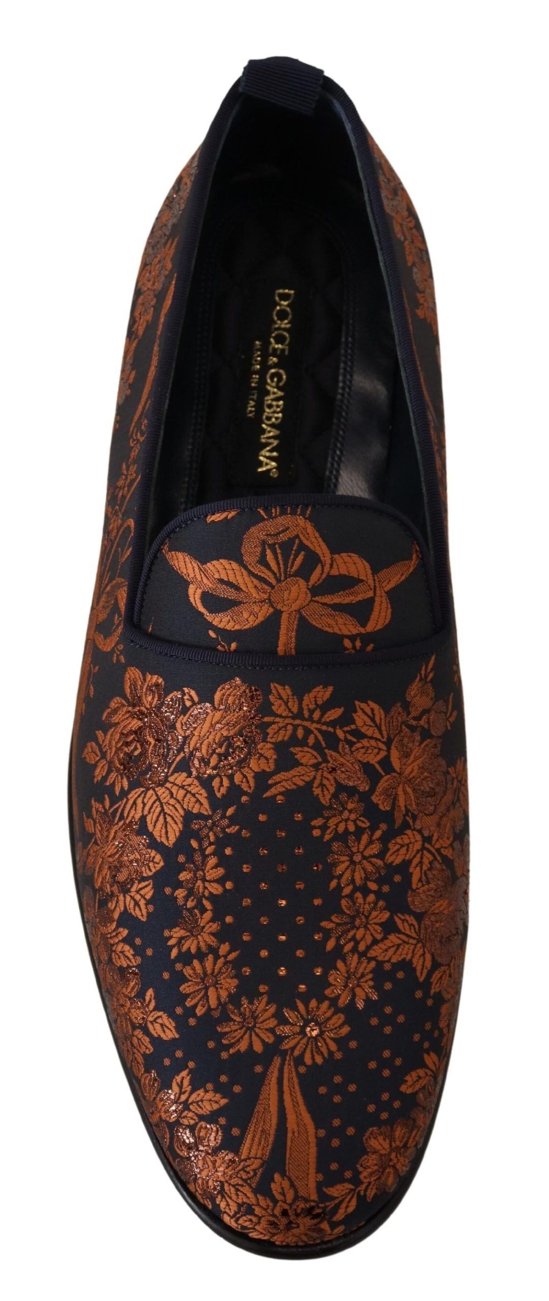 Elegantes mocasines florales sin cordones