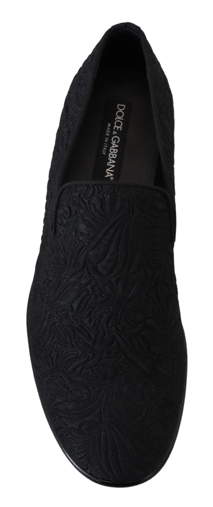 Elegantes mocasines negros de jacquard sin cordones
