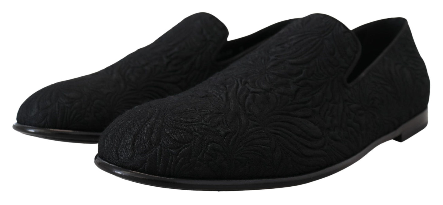 Elegantes mocasines negros de jacquard sin cordones