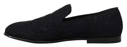 Elegantes mocasines negros de jacquard sin cordones