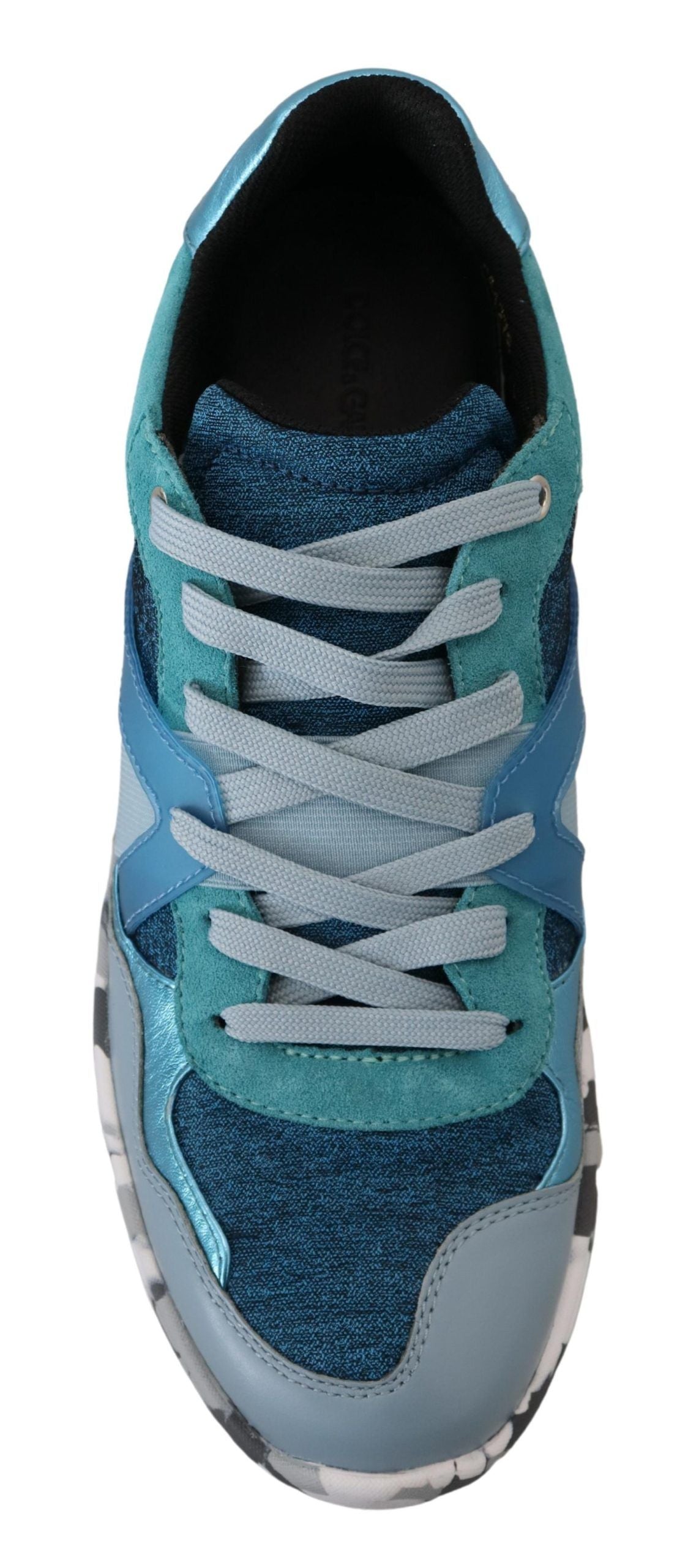 Mejora tu estilo de zapatillas con zapatillas bajas y elegantes