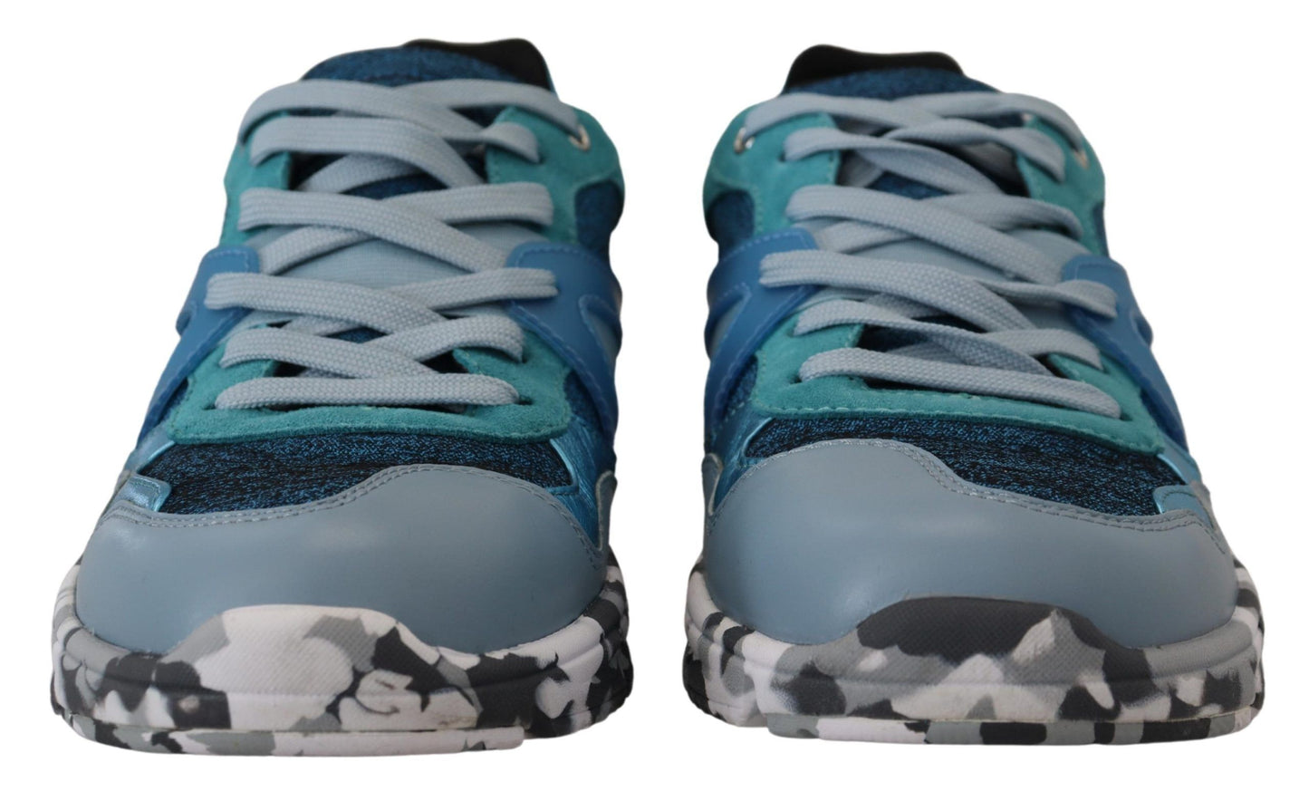 Mejora tu estilo de zapatillas con zapatillas bajas y elegantes