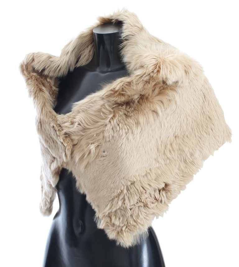 Elegante chal de piel de alpaca en color beige