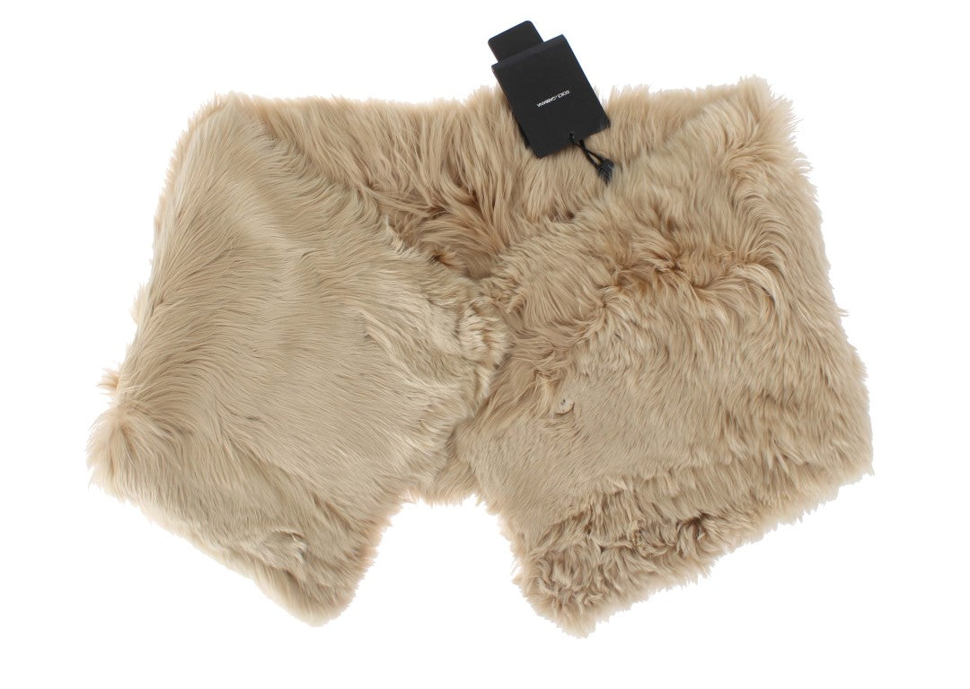 Elegante chal de piel de alpaca en color beige