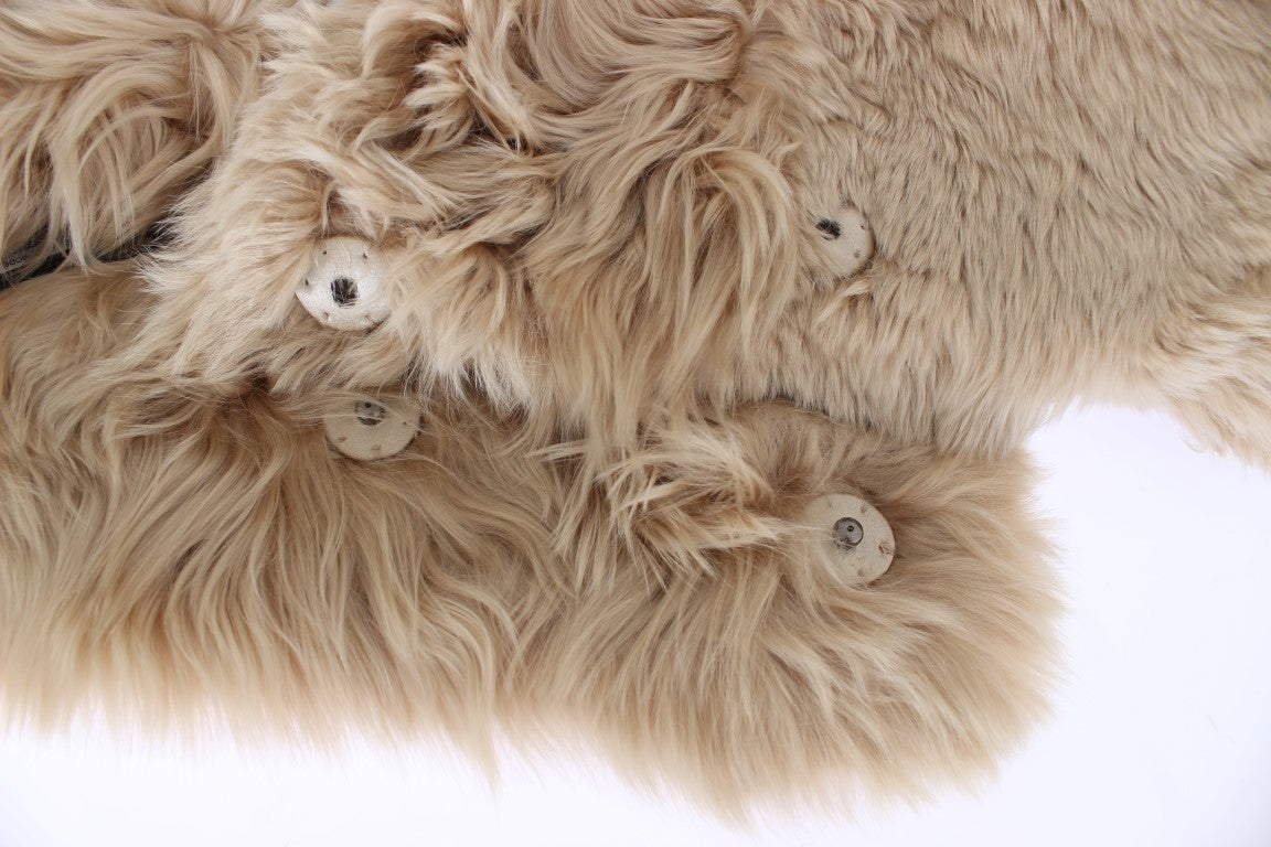 Elegante chal de piel de alpaca en color beige
