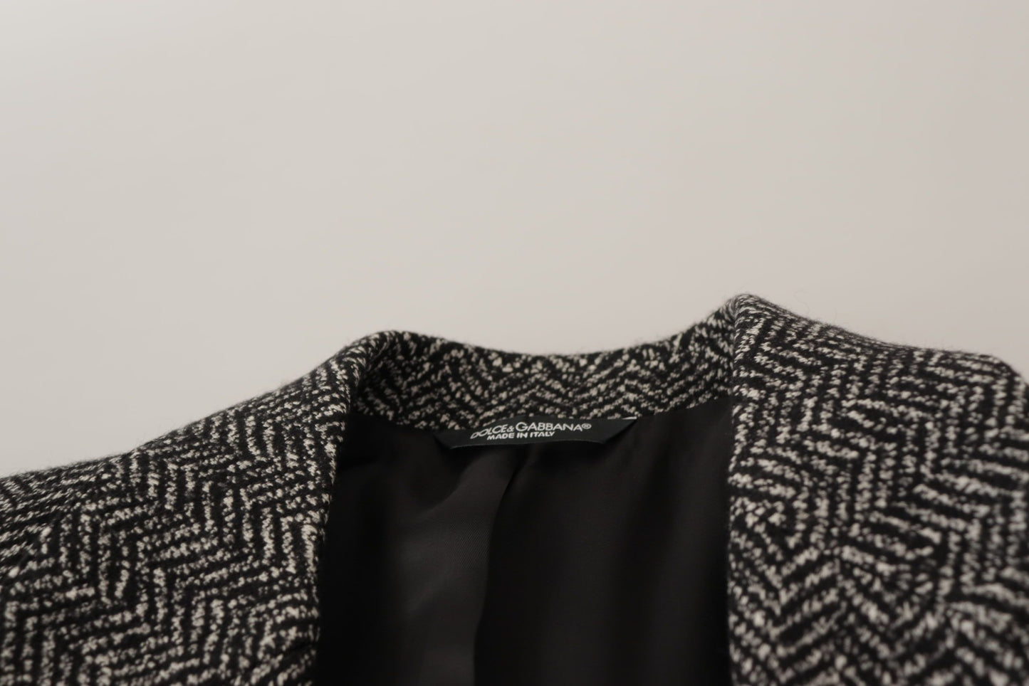 Exquisita chaqueta blazer de espiga gris