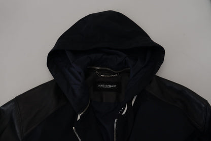 Elegante chaqueta bomber negra