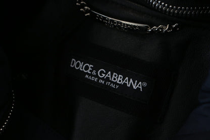 Elegante chaqueta bomber negra