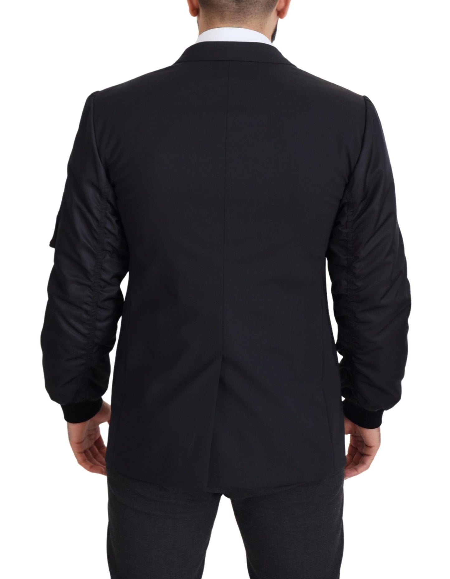 Elegante chaqueta negra de lana virgen