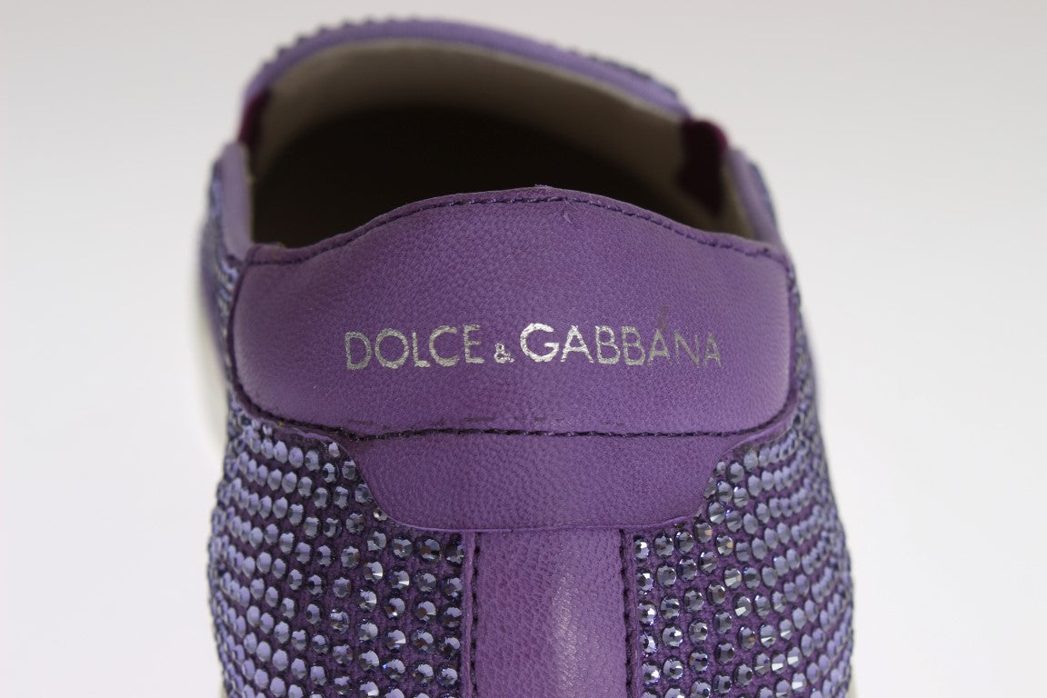 Elegantes zapatillas de moda con strass morado
