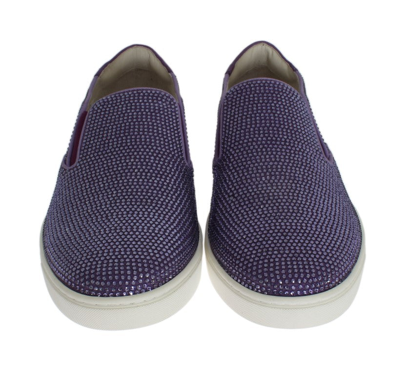 Elegantes zapatillas de moda con strass morado