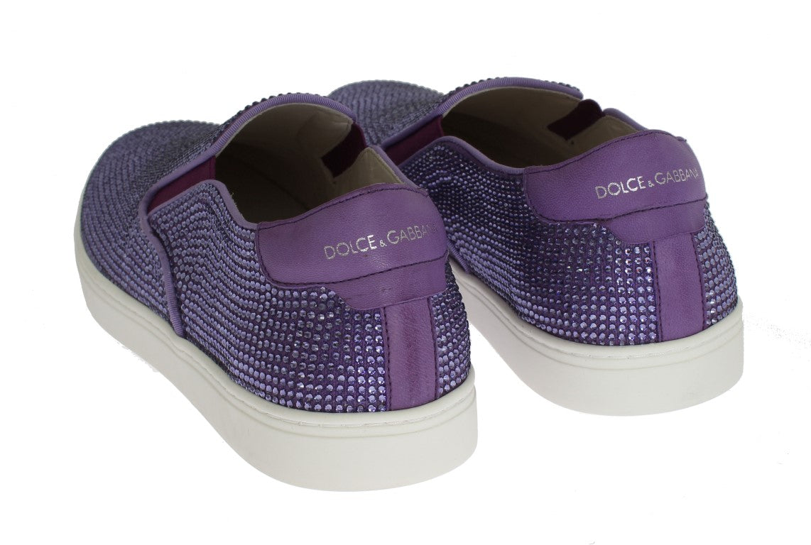 Elegantes zapatillas de moda con strass morado