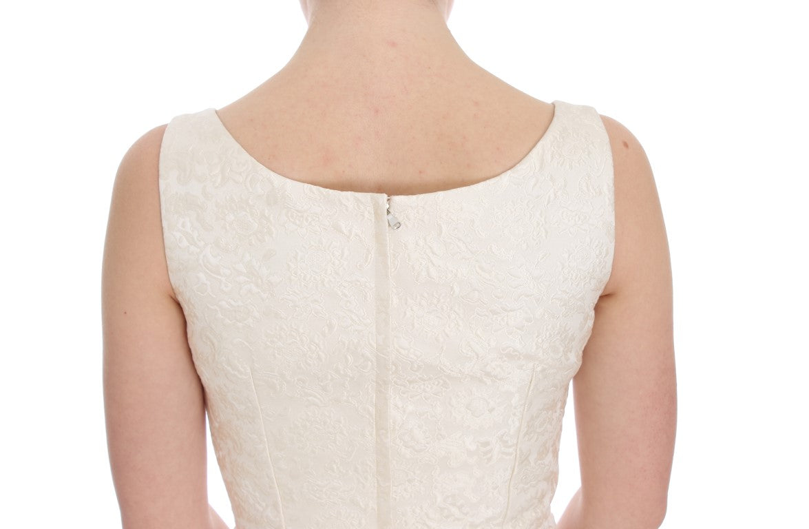 Elegante vestido tubo con brocado floral