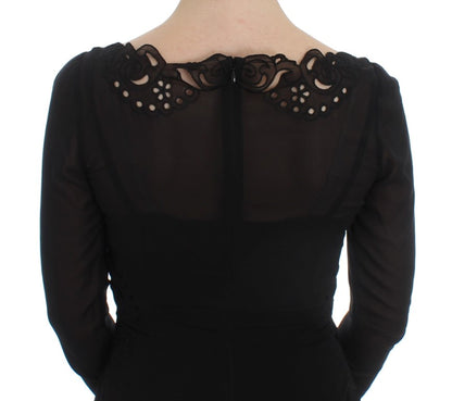 Elegante vestido negro de encaje floral