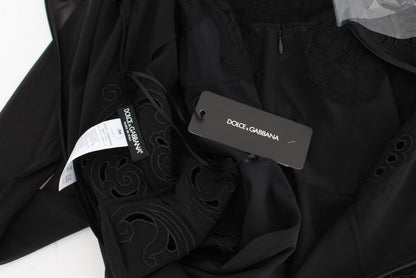 Elegante vestido negro de encaje floral
