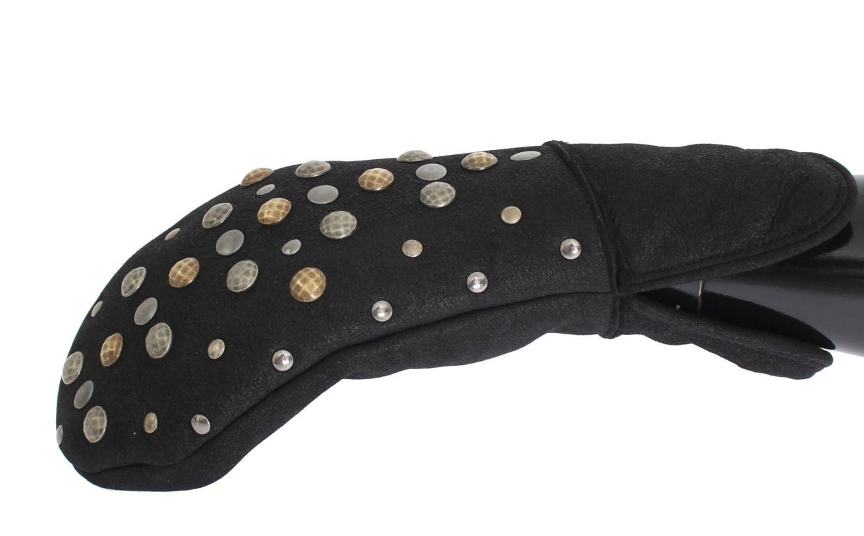 Elegantes guantes de lana gris con tachuelas